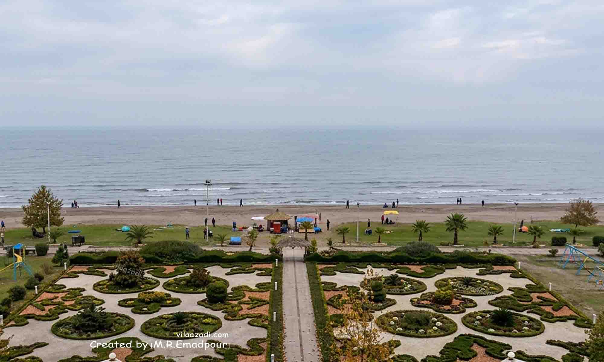 ساحل محمودآباد و و گارک ملت در تابستان